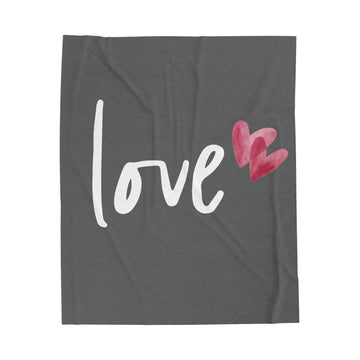 Love Heart Velveteen Plush Blanket — Cozy Romantic Throw for Valentine’s Day & Every Day!